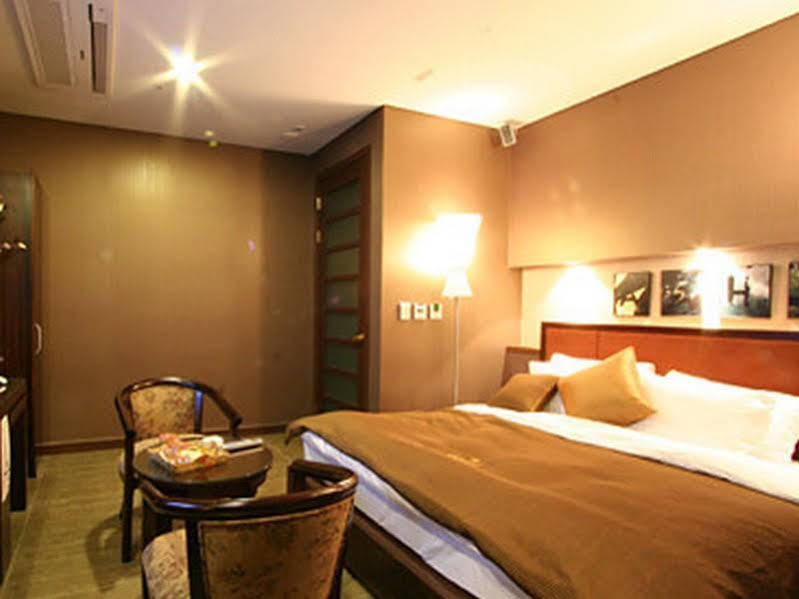 Wiz Hotel 坡州市 外观 照片