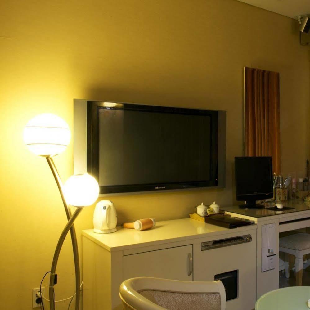 Wiz Hotel 坡州市 外观 照片